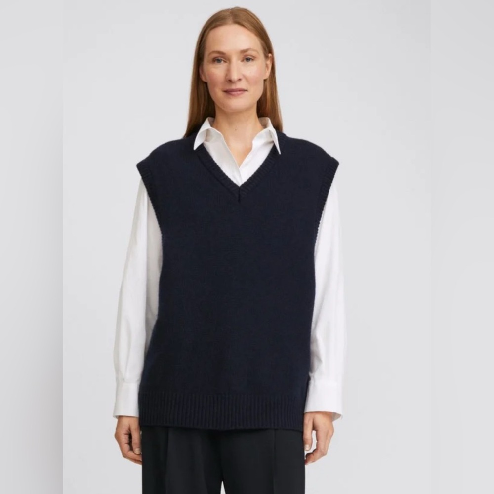 Filippa K Wool Corinne Vest Navy Size XS like new